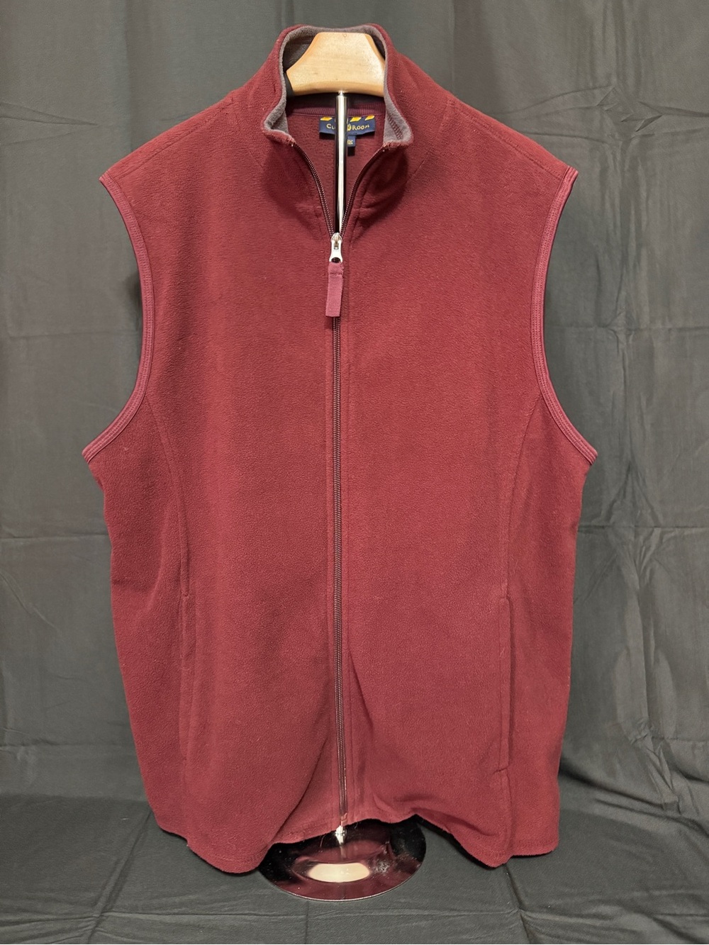 Club Room Men's Burgundy Fleece Vest - Zip Front
